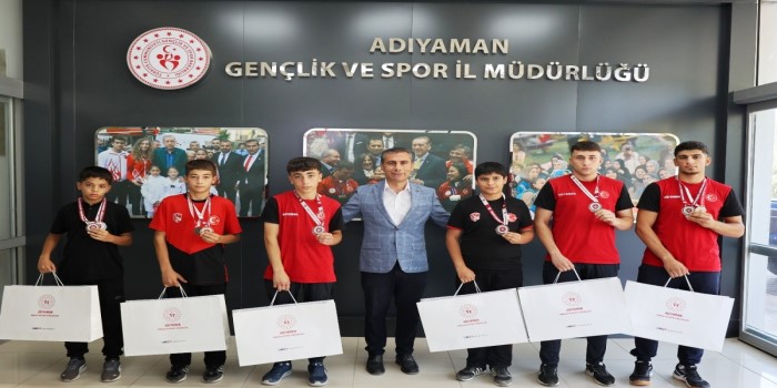 Adıyamanlı güreşçilerden büyük başarı